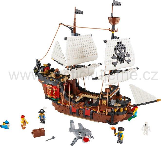 LEGO Creator 3v1 31109 Pirátská loď