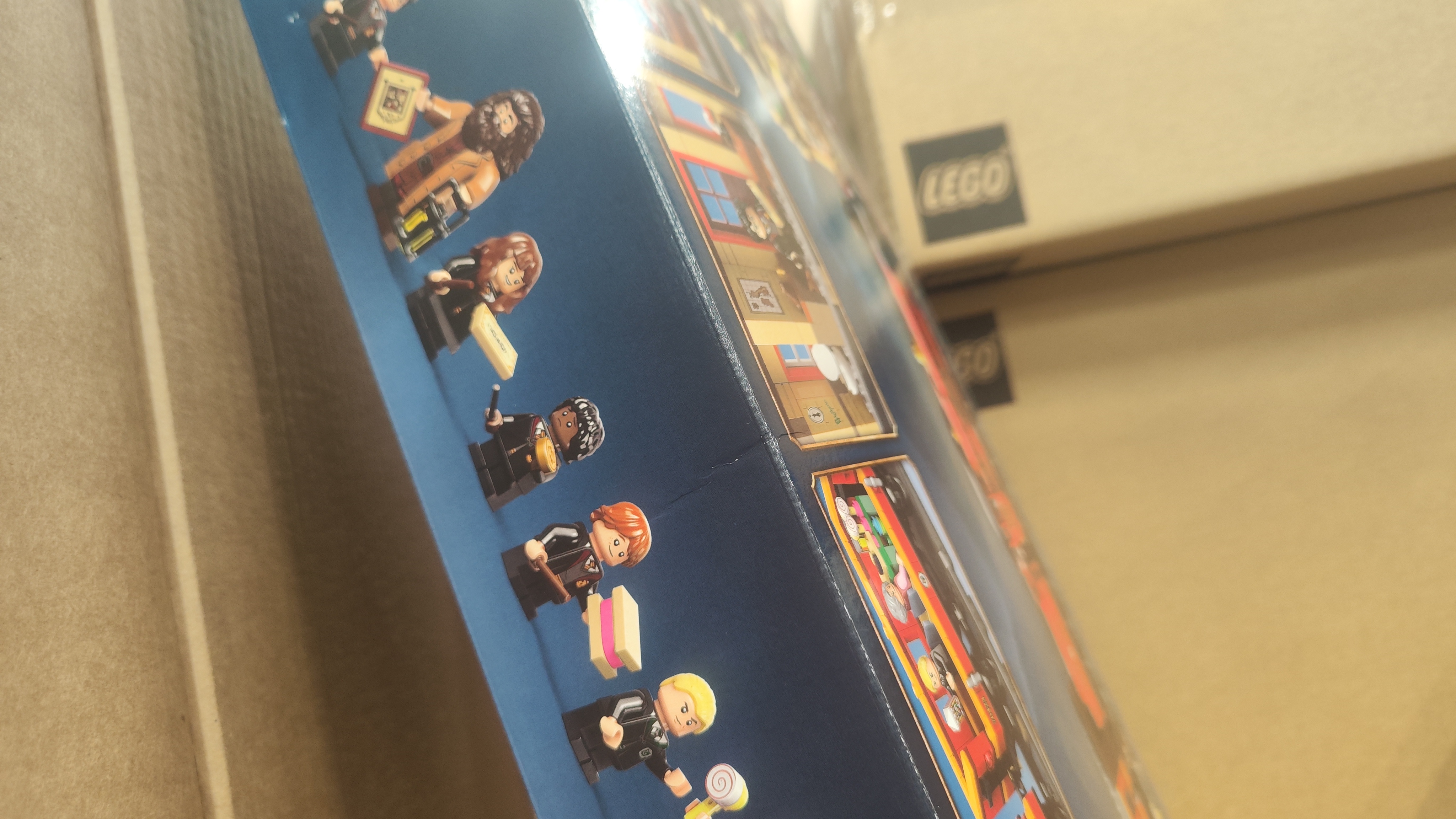LEGO® Harry Potter™ 76423 Bradavický expres a nádraží v Prasinkách