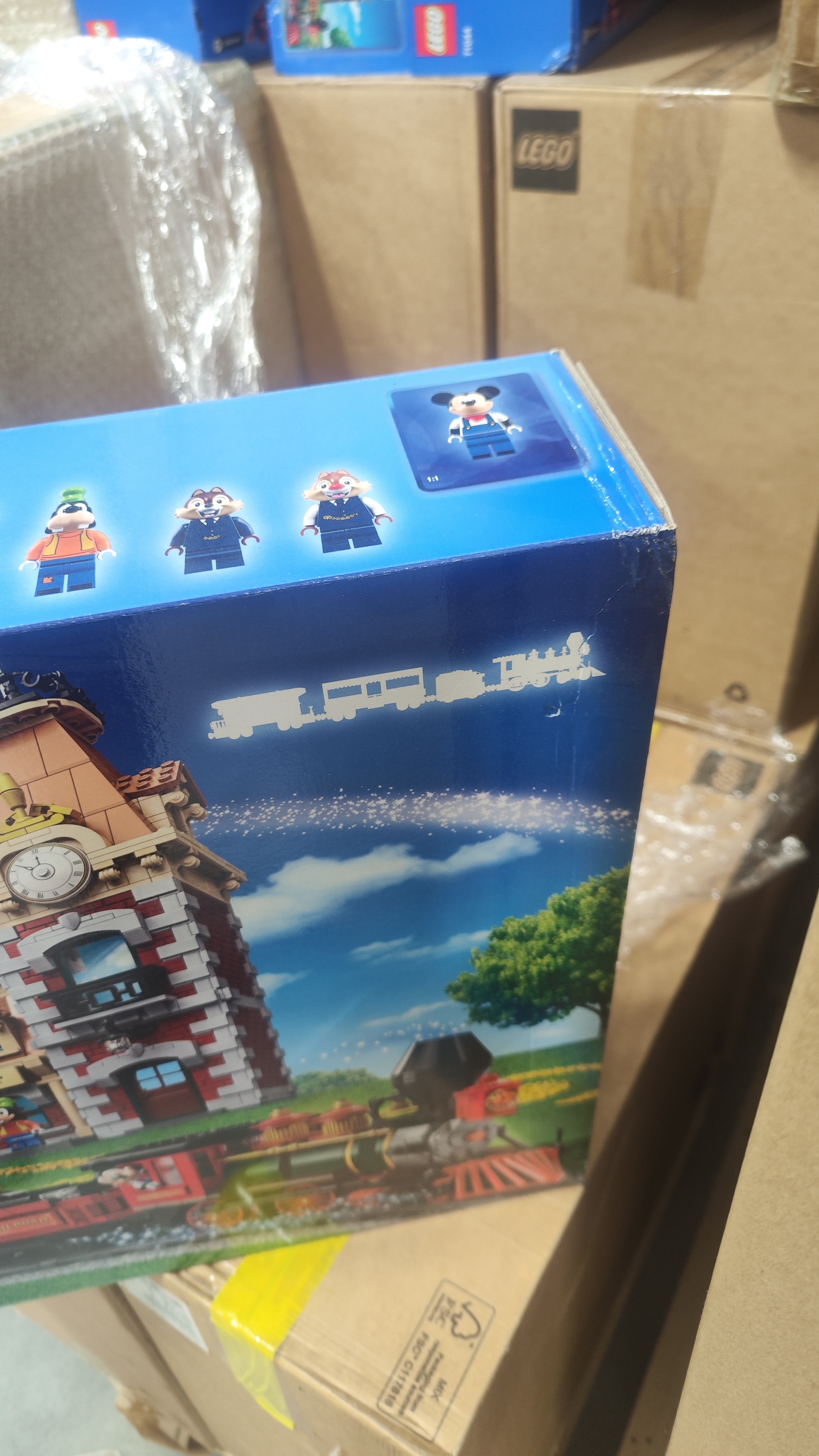 LEGO DISNEY 71044 Vlak a nádraží Disney tukla krabice