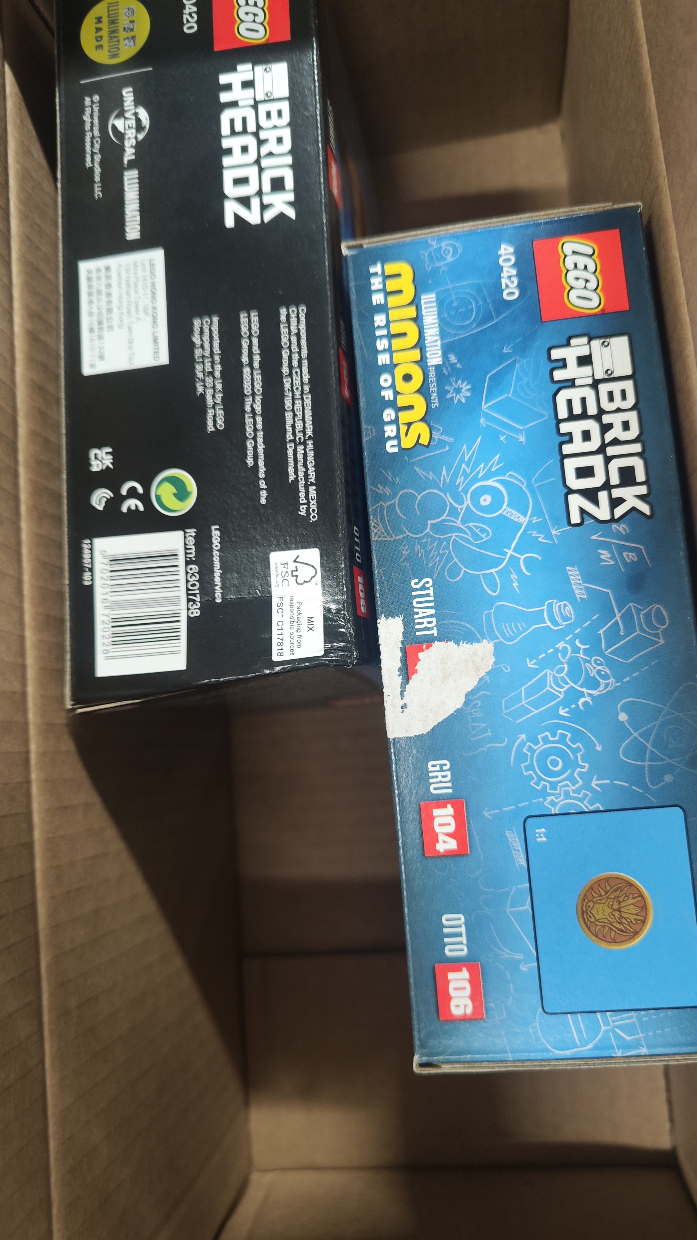 LEGO BrickHeadz 40420 Gru, Stuart a Otto - promackla krabice