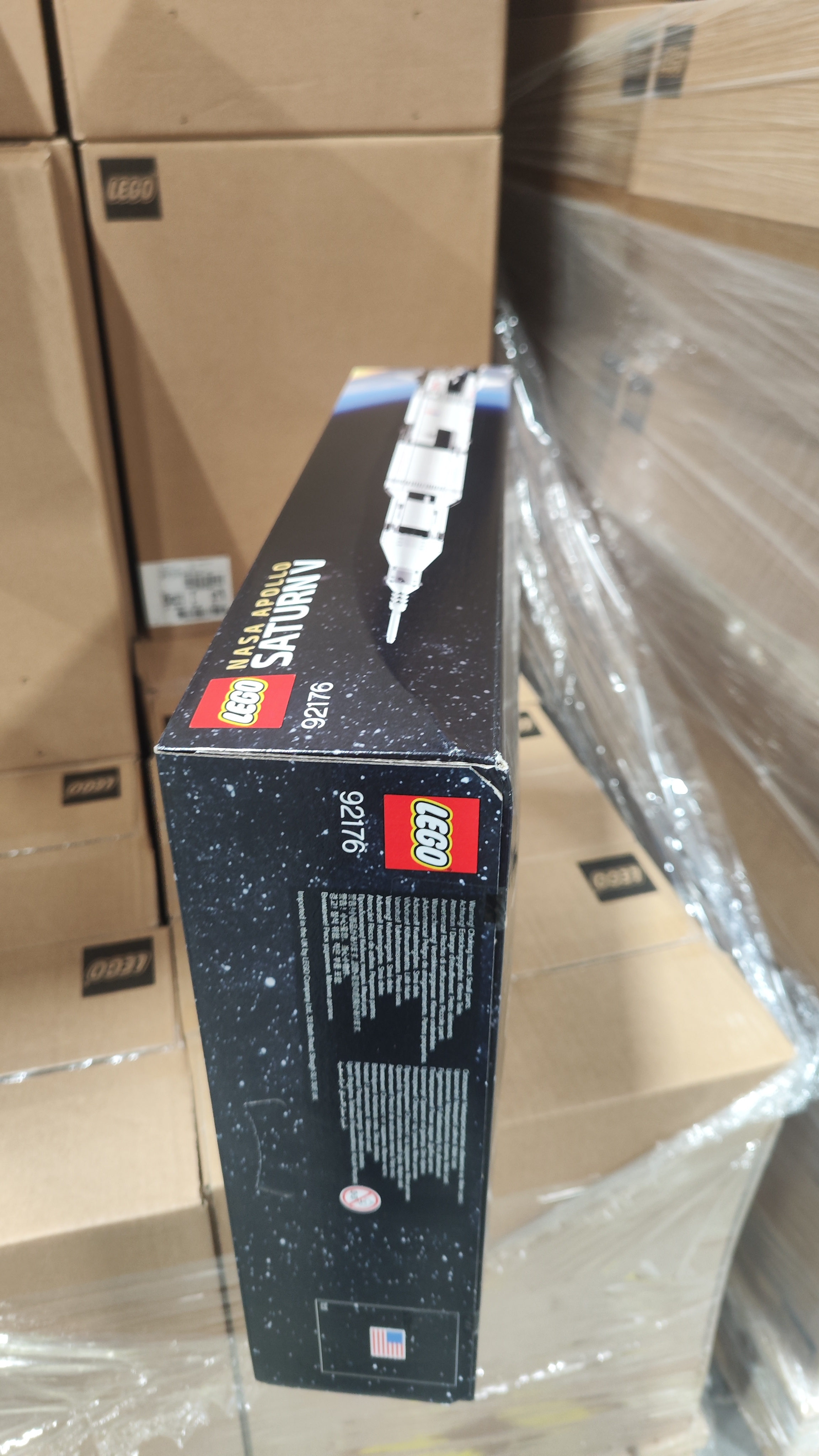 LEGO Ideas 92176 NASA Apollo Saturn V- promáčklá krabice 