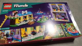 LEGO® Friends 41727 Psí útulek - promackla krabice